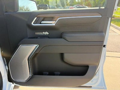 2026 Chevrolet Silverado 1500 Crew Cab Short Box 4-Wheel Drive High Country