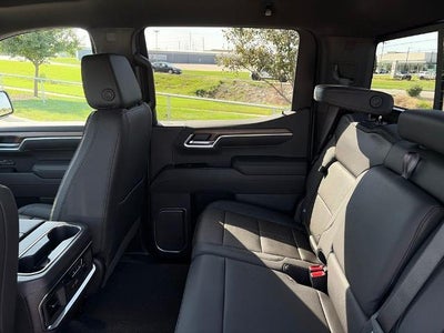 2026 Chevrolet Silverado 1500 Crew Cab Short Box 4-Wheel Drive High Country