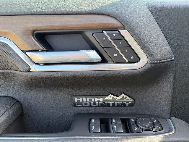 2026 Chevrolet Silverado 1500 Crew Cab Short Box 4-Wheel Drive High Country
