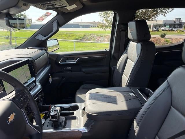 2026 Chevrolet Silverado 1500 Crew Cab Short Box 4-Wheel Drive High Country