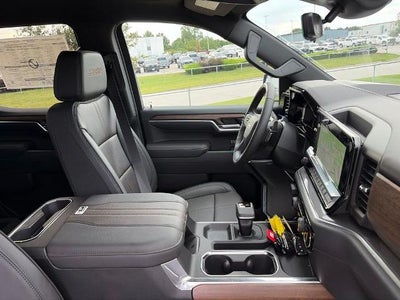 2026 Chevrolet Silverado 1500 Crew Cab Short Box 4-Wheel Drive High Country