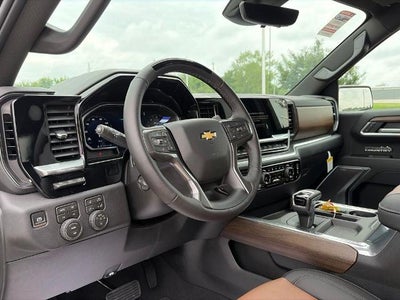 2026 Chevrolet Silverado 1500 Crew Cab Short Box 4-Wheel Drive High Country