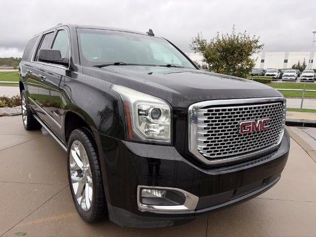 Used 2016 GMC Yukon XL Denali with VIN 1GKS2HKJ3GR295693 for sale in Kansas City