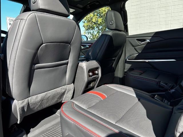 2027 Chevrolet Traverse RS w/1RS