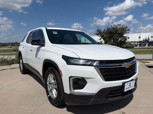 Used 2023 Chevrolet Traverse LS with VIN 1GNEVFKW6PJ261964 for sale in Kansas City