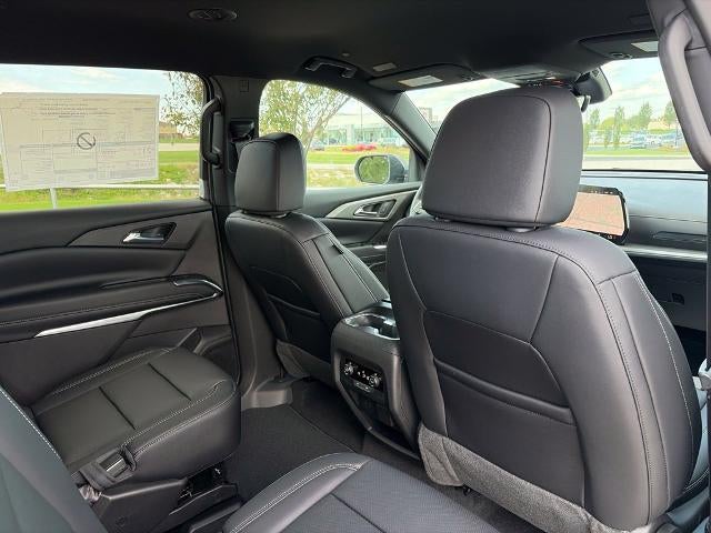 2027 Chevrolet Traverse LT w/2LT