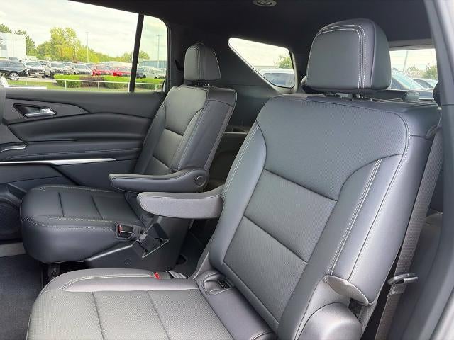 2027 Chevrolet Traverse LT w/2LT