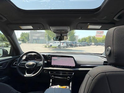 2027 Chevrolet Traverse LT w/2LT