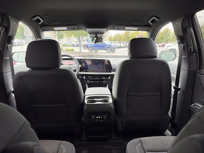 2027 Chevrolet Traverse LT w/2LT