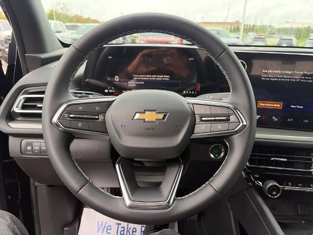 2027 Chevrolet Traverse LT w/2LT