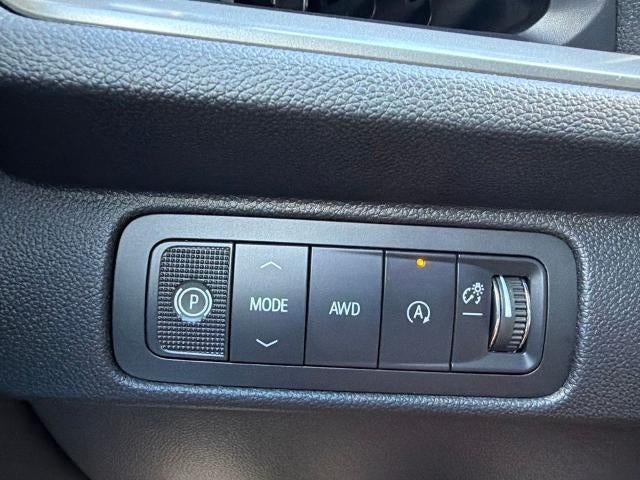 2027 Chevrolet Traverse LT w/2LT