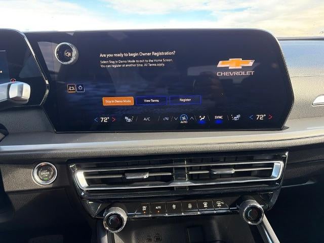 2027 Chevrolet Traverse LT w/2LT