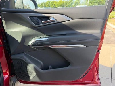 2027 Chevrolet Traverse LT w/2LT