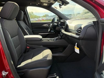 2027 Chevrolet Traverse LT w/2LT