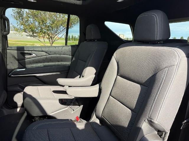 2027 Chevrolet Traverse LT w/2LT