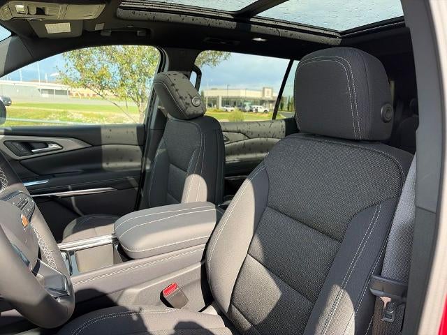 2027 Chevrolet Traverse LT w/2LT