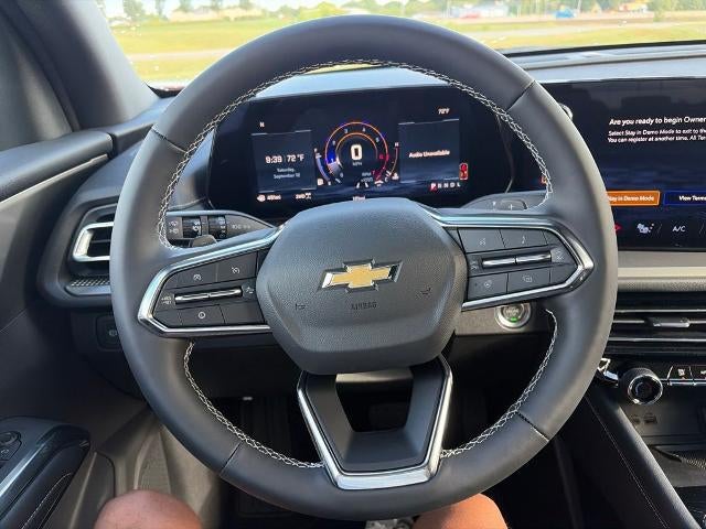 2027 Chevrolet Traverse LT w/2LT