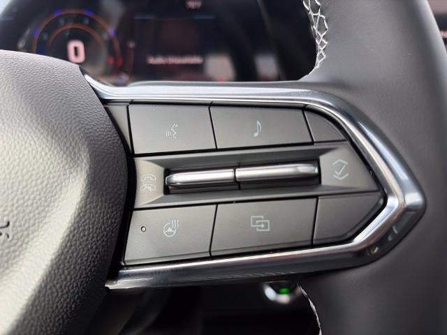 2027 Chevrolet Traverse LT w/2LT