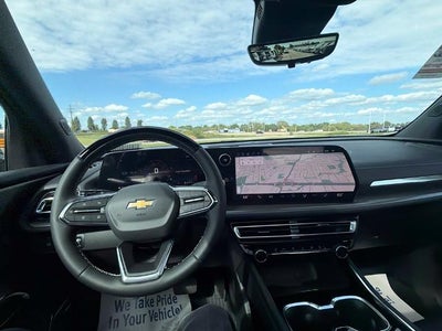 2027 Chevrolet Traverse LT w/2LT