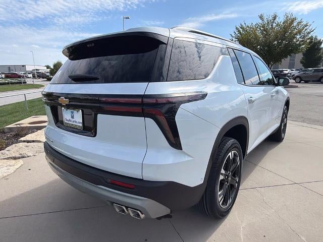 2027 Chevrolet Traverse LT w/2LT