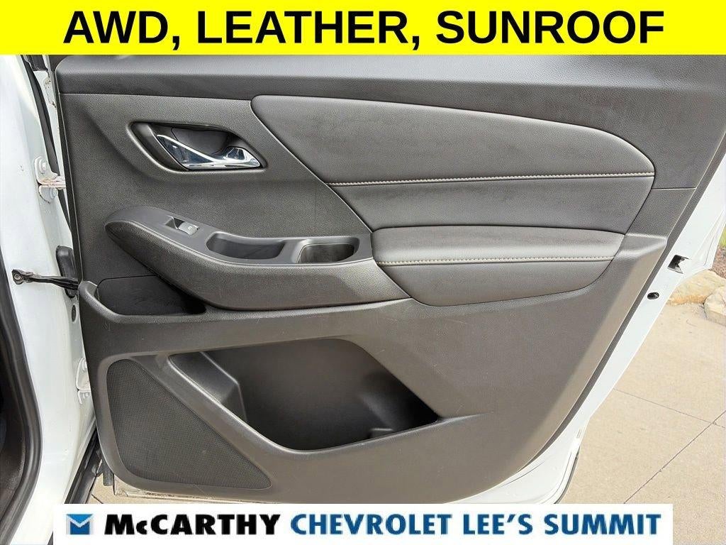 2022 Chevrolet Traverse LT Leather
