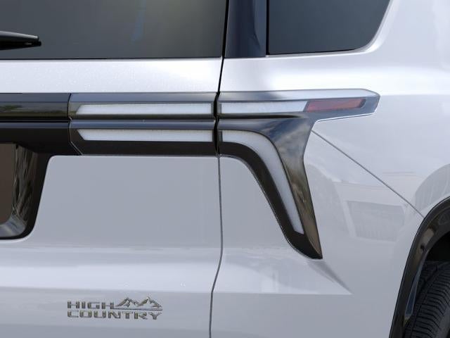 2027 Chevrolet Traverse High Country w/2LZ
