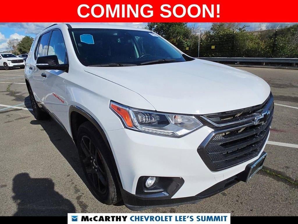 Used 2020 Chevrolet Traverse Premier with VIN 1GNEVKKW8LJ269339 for sale in Kansas City