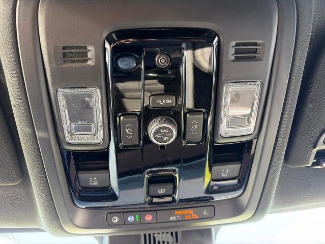 2026 Chevrolet Suburban 4WD RST