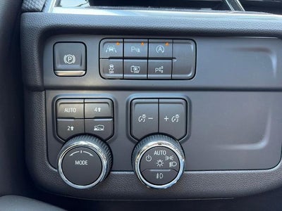 2026 Chevrolet Suburban 4WD RST