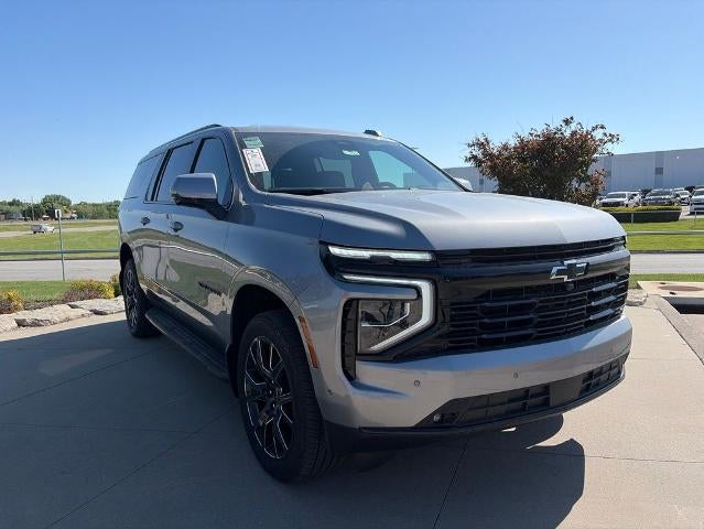 2026 Chevrolet Suburban 4WD RST