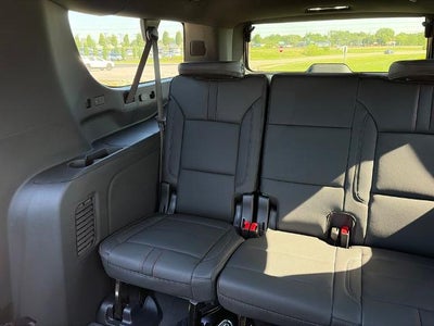 2026 Chevrolet Suburban 4WD RST