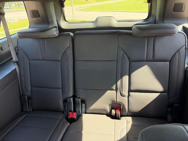 2026 Chevrolet Suburban 4WD RST