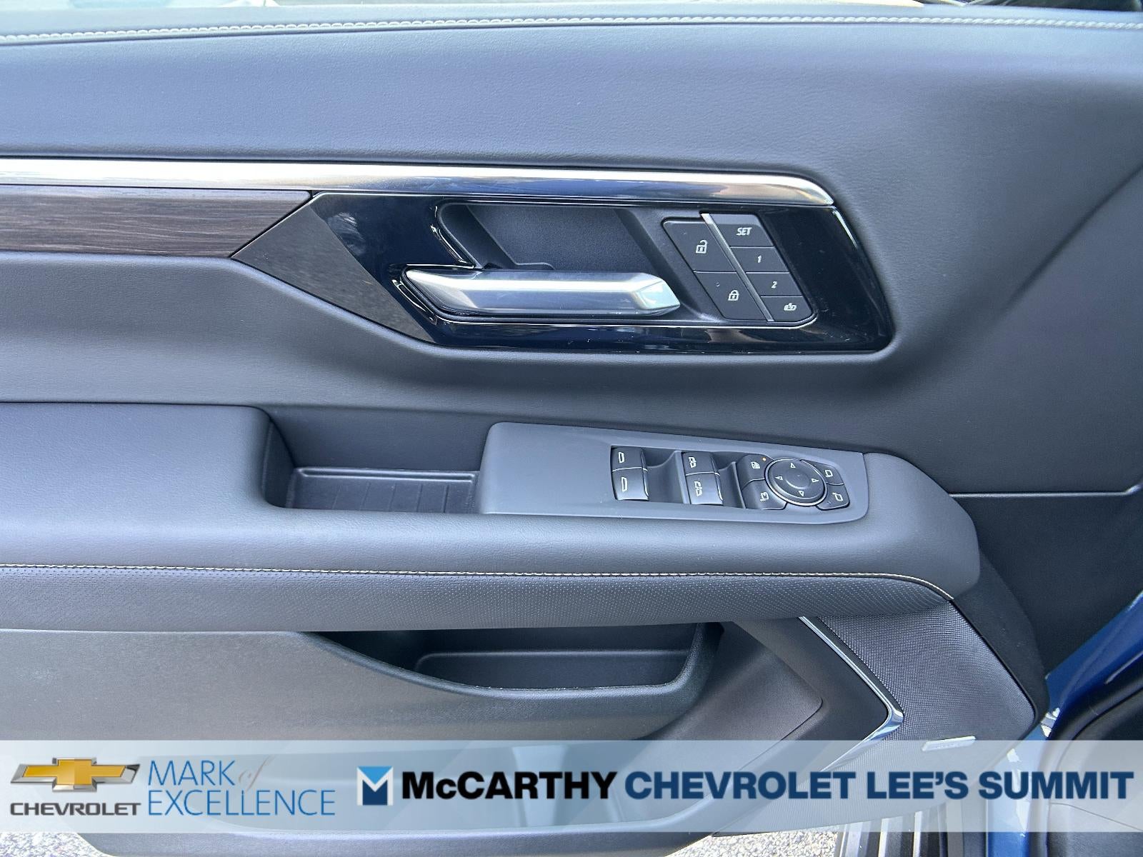 2026 Chevrolet Suburban 4WD Premier