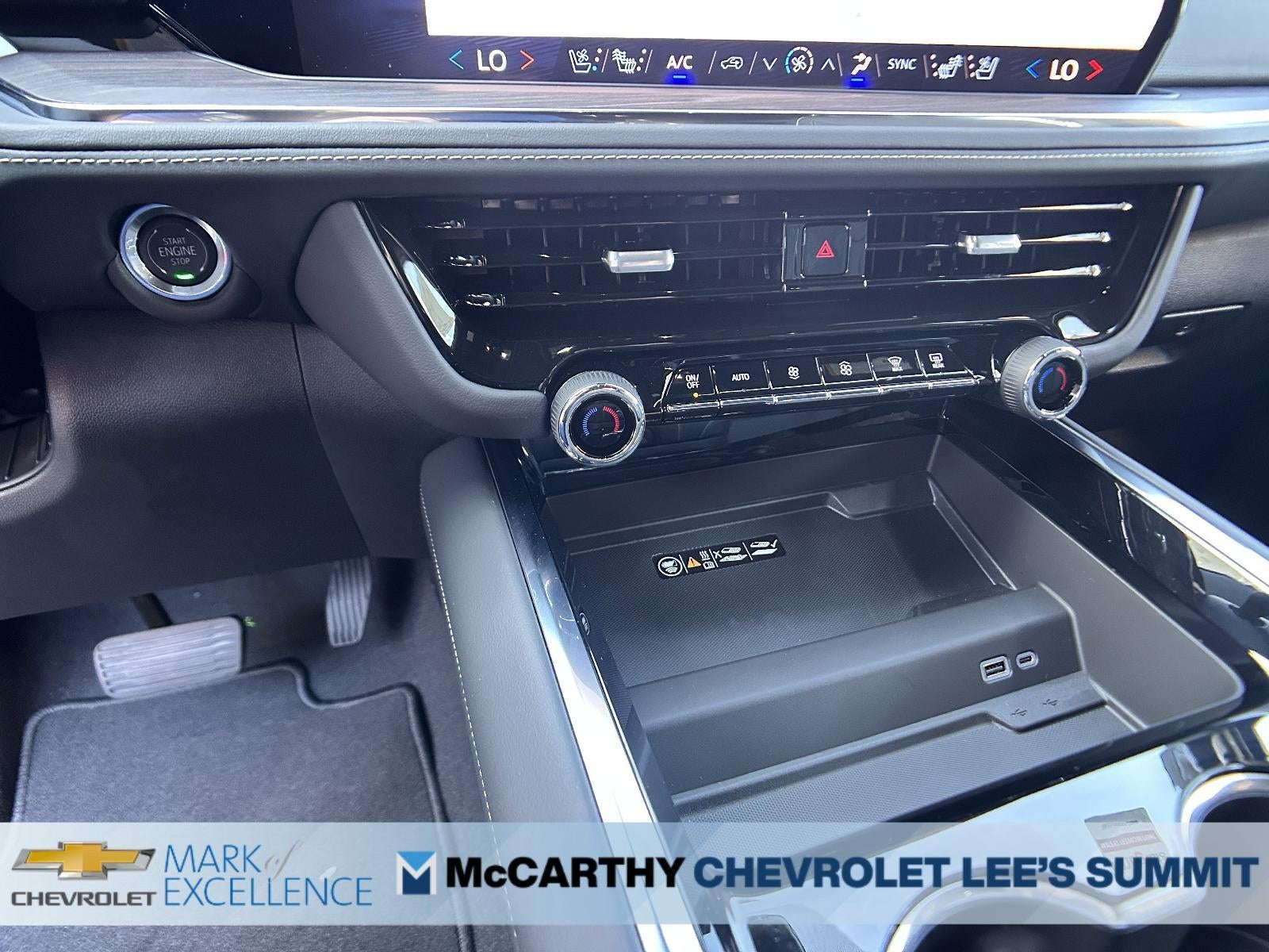 2026 Chevrolet Suburban 4WD Premier