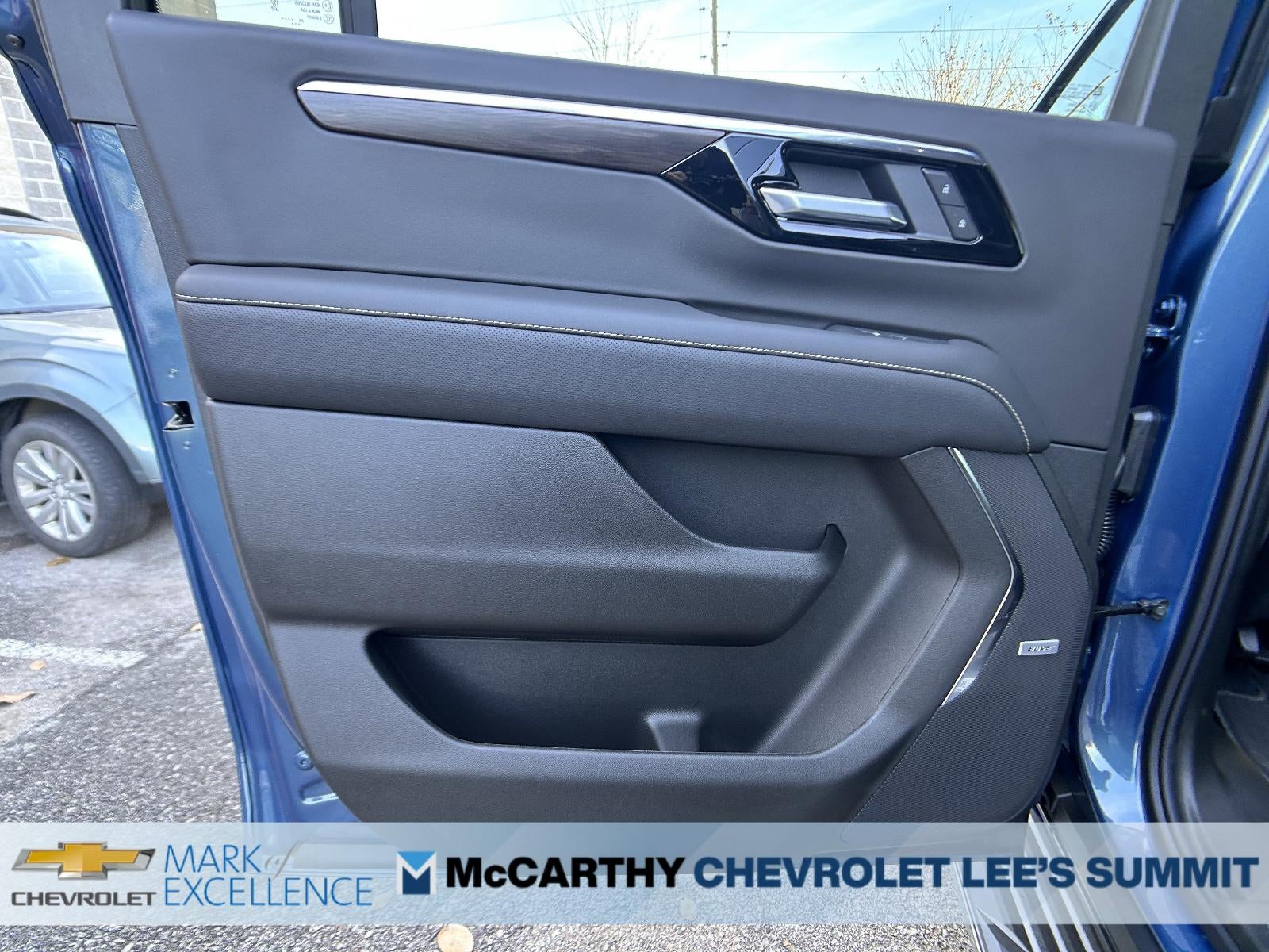 2026 Chevrolet Suburban 4WD Premier