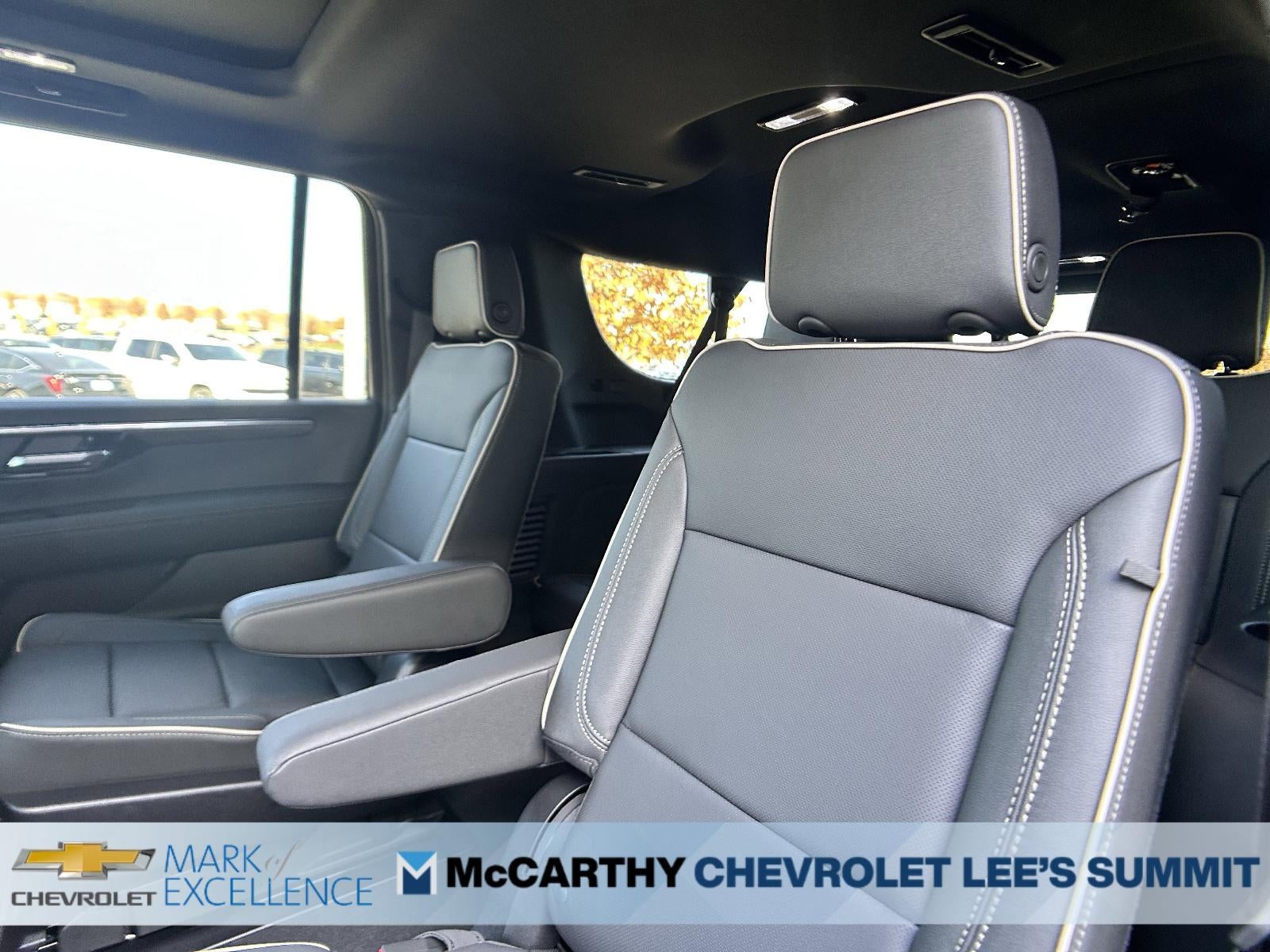 2026 Chevrolet Suburban 4WD Premier