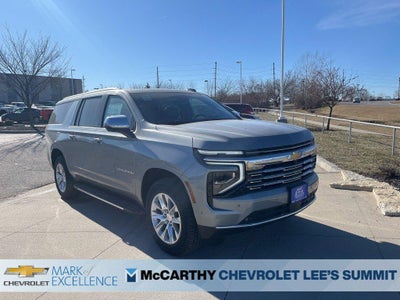 2025 Chevrolet Suburban 4WD Premier