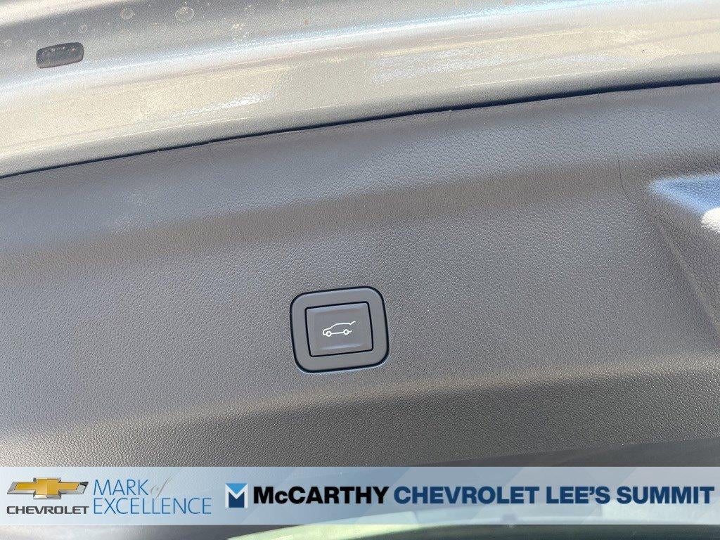 2025 Chevrolet Suburban 4WD Premier