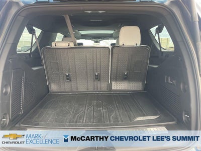 2025 Chevrolet Suburban 4WD Premier