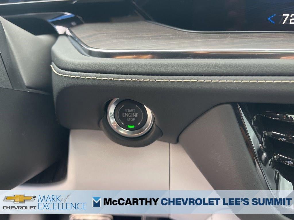 2025 Chevrolet Suburban 4WD Premier