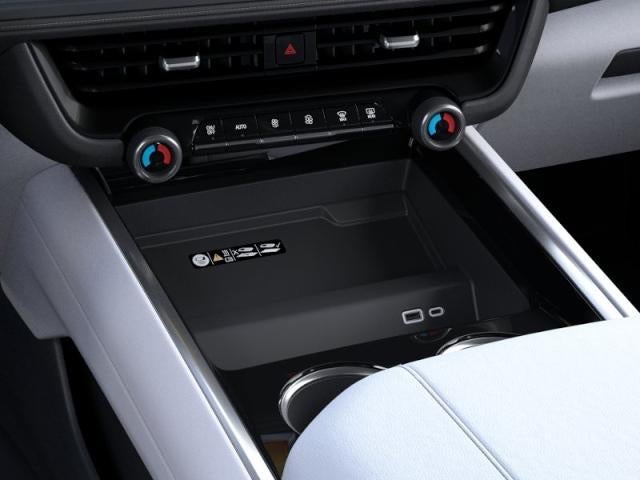 2025 Chevrolet Suburban 4WD Premier