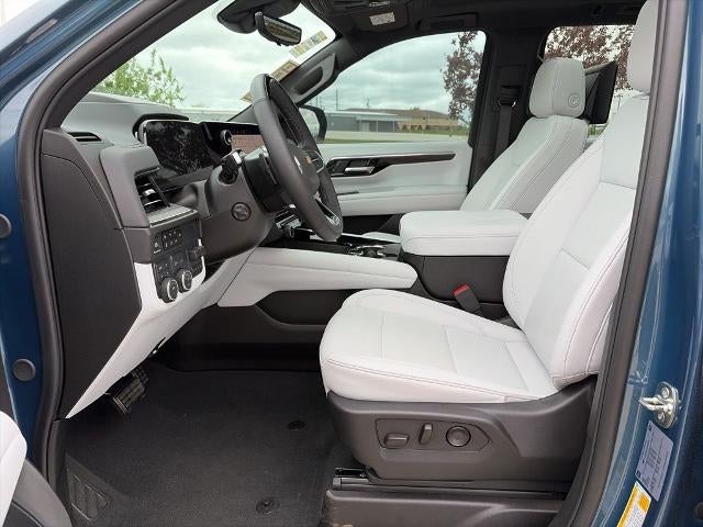 2025 Chevrolet Suburban Premier - Photo 63