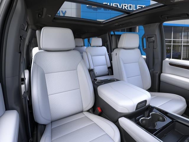 2025 Chevrolet Suburban Premier - Photo 83