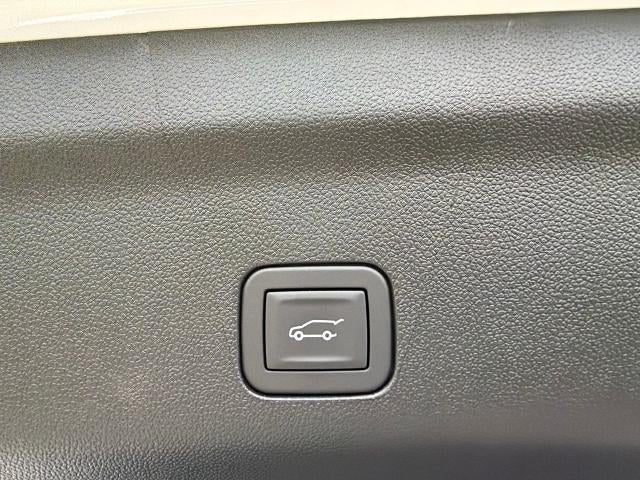 2026 Chevrolet Tahoe 4WD RST