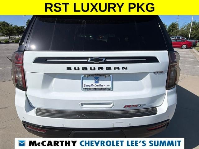 2024 Chevrolet Suburban RST - Photo 14