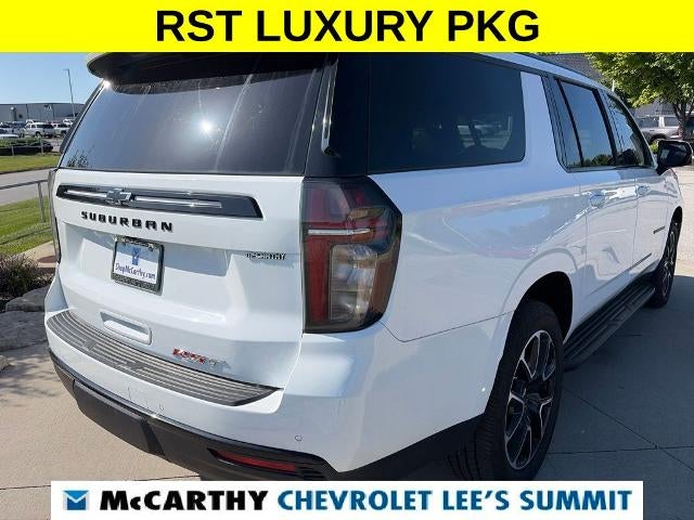 2024 Chevrolet Suburban RST - Photo 15