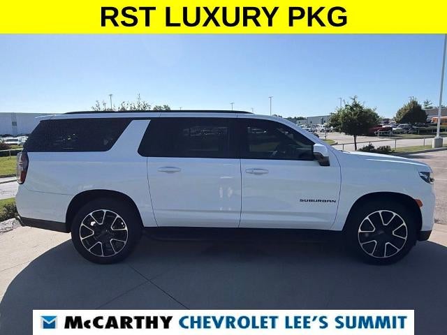 2024 Chevrolet Suburban RST - Photo 16