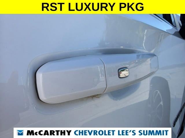 2024 Chevrolet Suburban RST - Photo 26