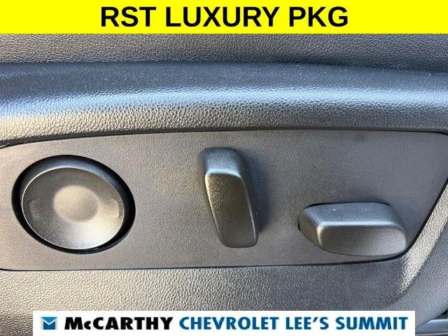 2024 Chevrolet Suburban RST - Photo 33