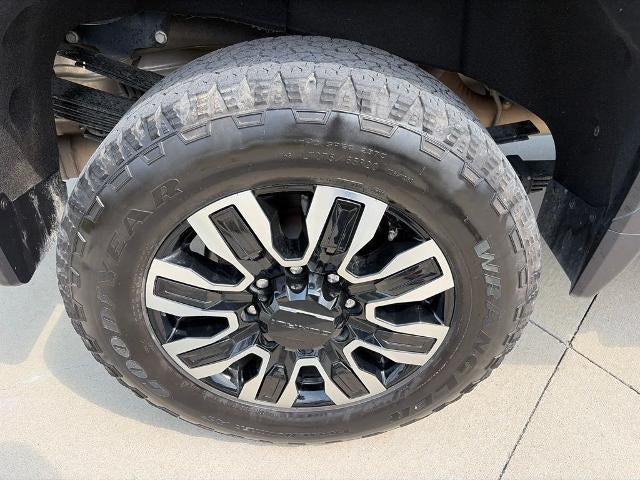 2025 GMC Sierra 3500 HD Denali Ultimate